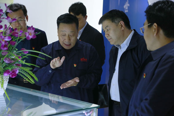 政声｜市委常委、统 战部长娄会峰莅临jiuyou.com调研