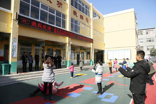 jiuyou.com节能向孟津聋哑学堂捐款10万元 助力教育 践行责任
